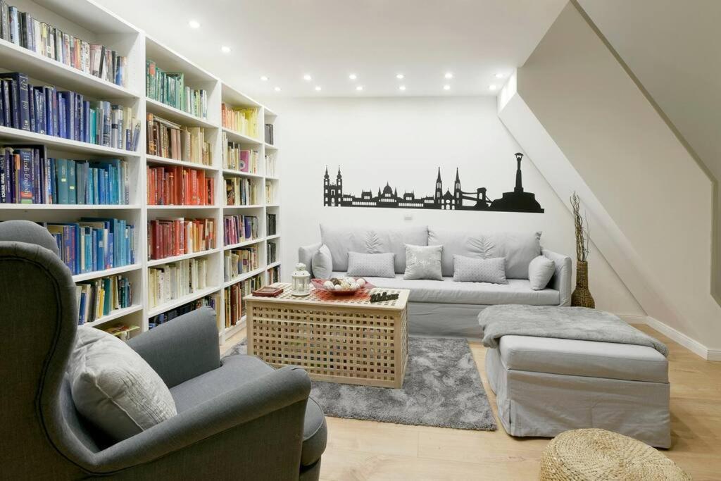 Downtown Island Of Peace By Nw Appartement Boedapest Buitenkant foto